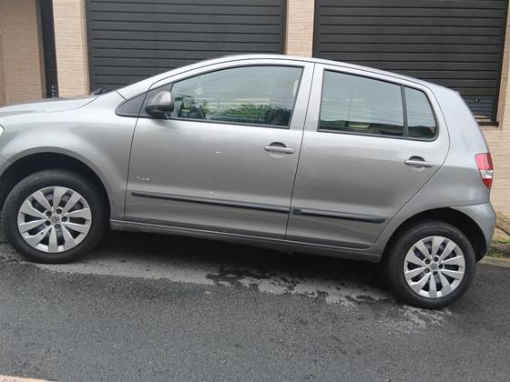 VOLKSWAGEN FOX 1.6 MI PLUS 8V FLEX 4P MANUAL VOLKSWAGEN FOX 1.6 MI PLUS 8V FLEX 4P MANUAL